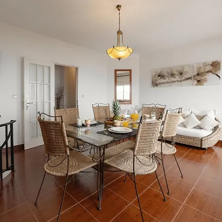 Luzimar Duplex Apartment Nazare